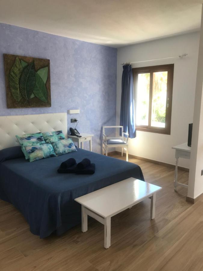 Apartamentos El Bergantin Menorca Club Форнельс Екстер'єр фото